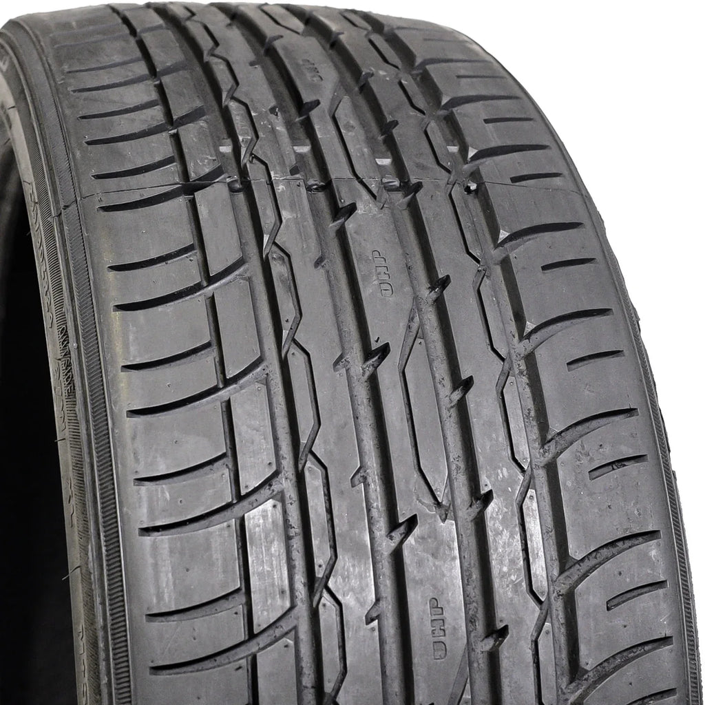 A/S Performance HP Advanta 275/40ZR20 High Z-01 275/40R20 XL 106W Tire