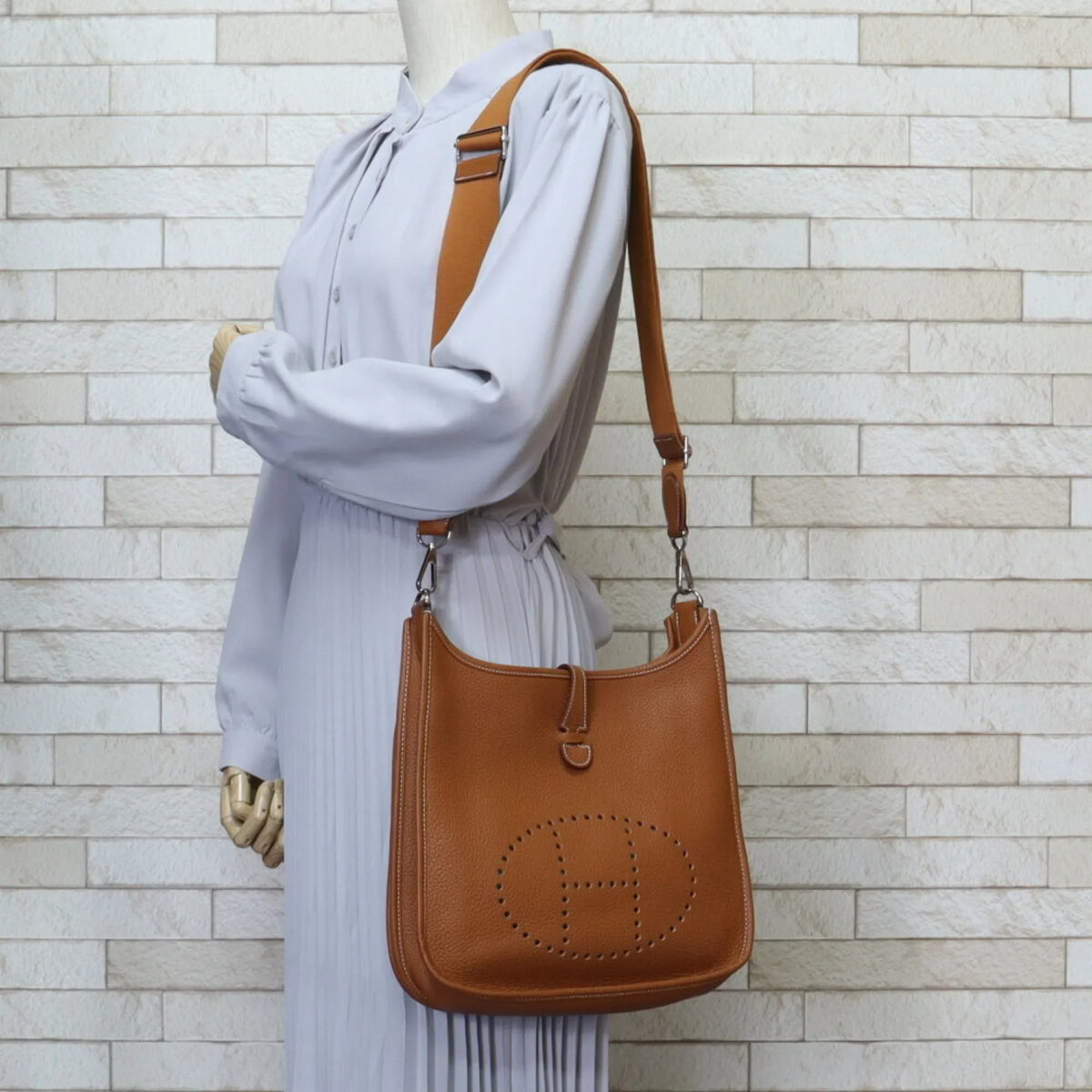 Pre-Owned Brown Evelyn Shoulder Women's PM Hermes (Good) HERMES Bag Taurillon Clemence